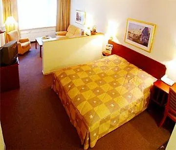 トーン ビカ アトリウム