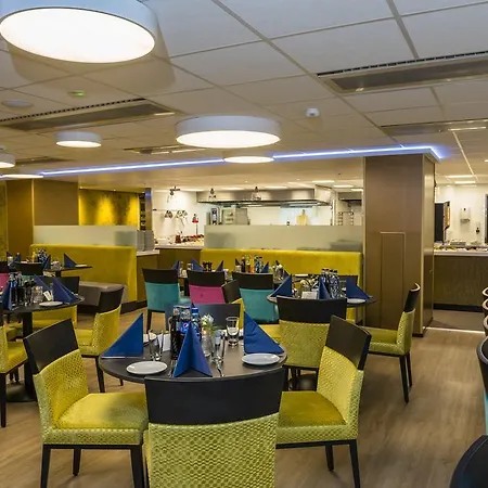 トーン ビカ アトリウム ホテル オスロ