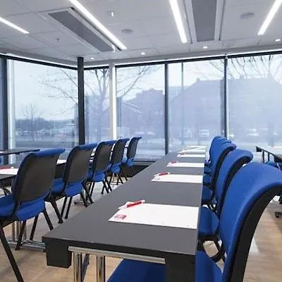 トーン ビカ アトリウム 4*