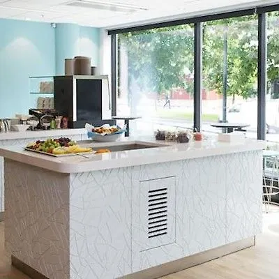 トーン ビカ アトリウム 4*